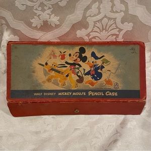 *Vintage* Mickey Mouse Walt Disney button pencil case